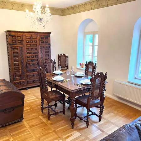 Schloss In Der Saechsischen Schweiz - Luxus Apartments Dohma Habitación foto